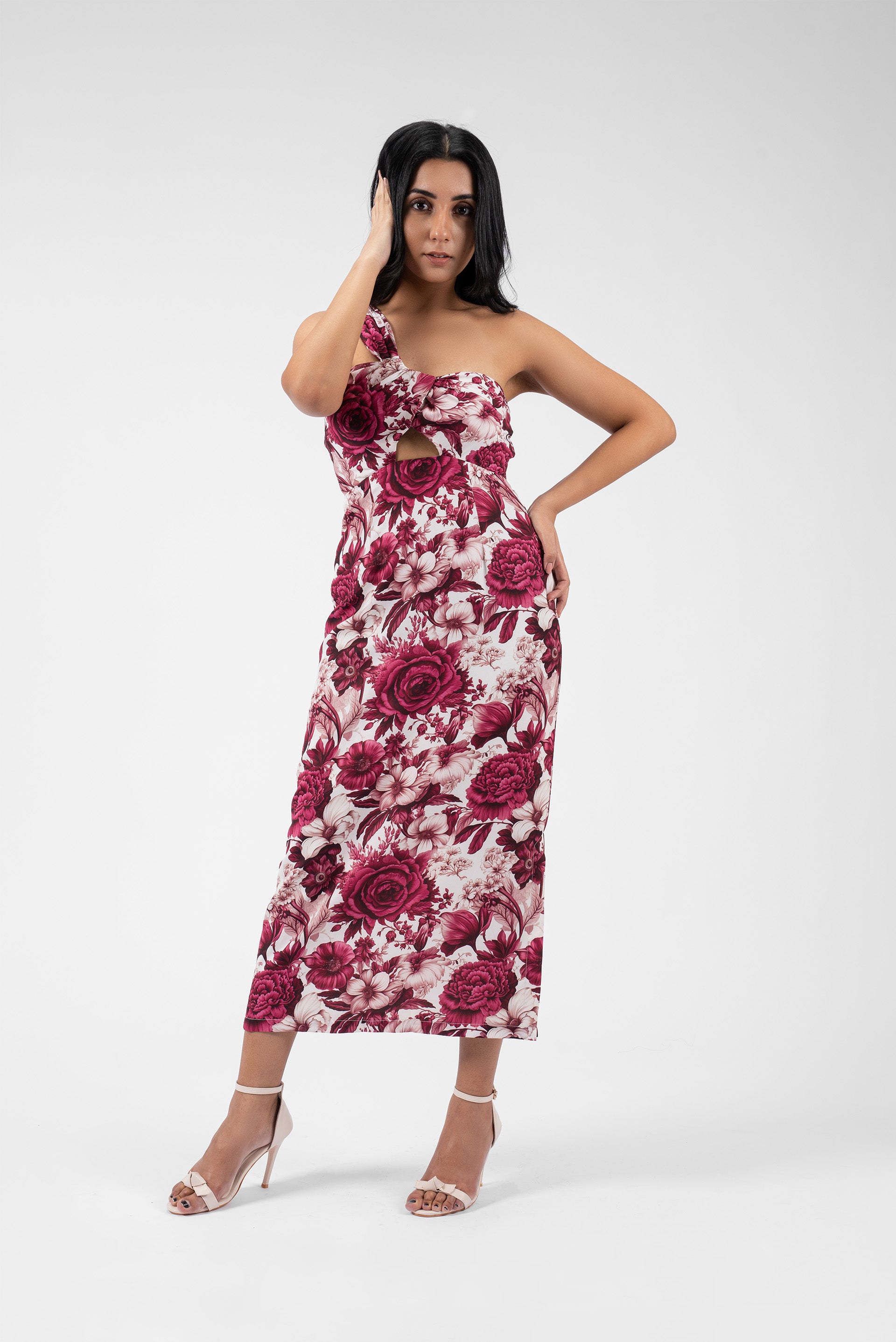 Alluring One-Shoulder Dress