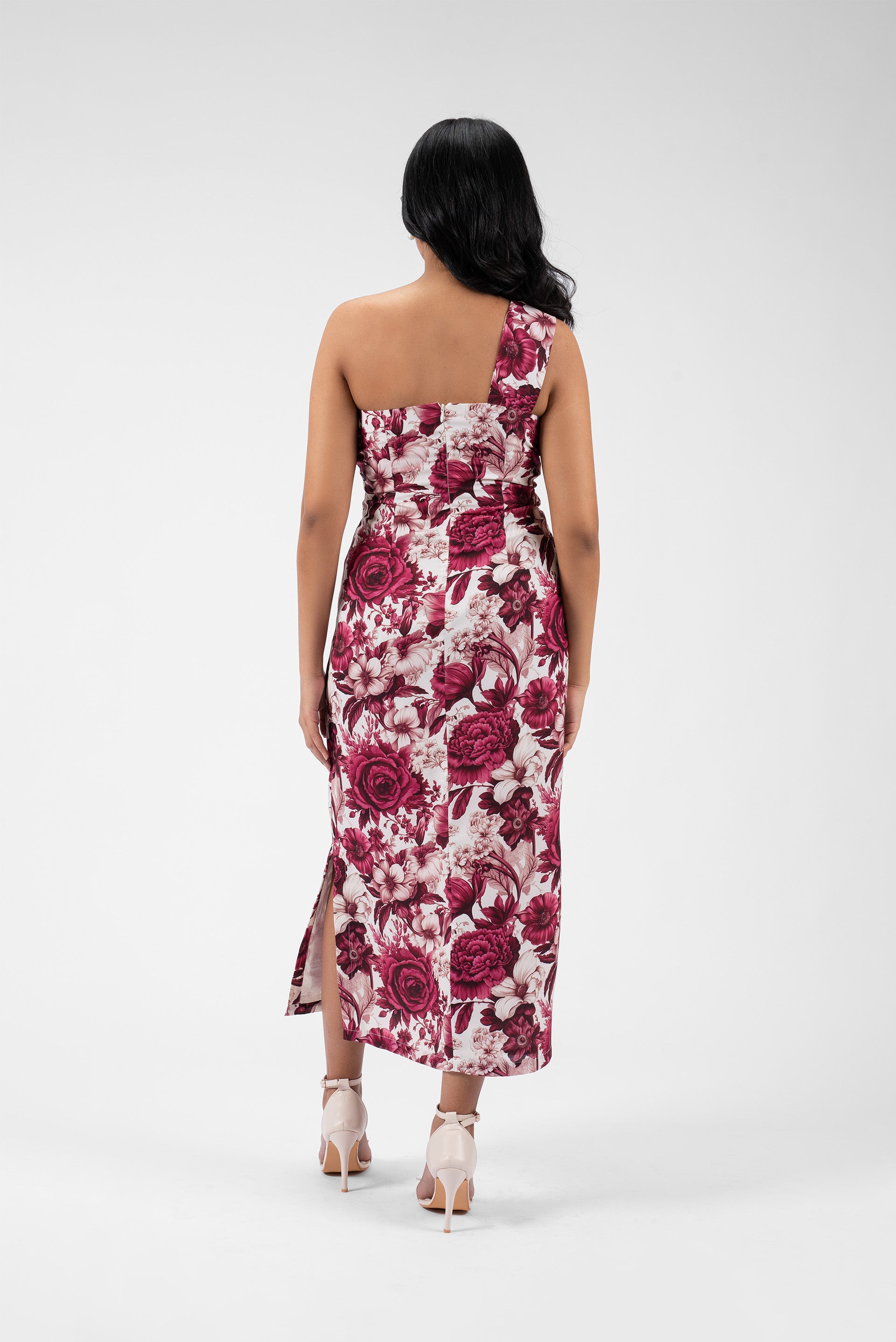 Alluring One-Shoulder Dress