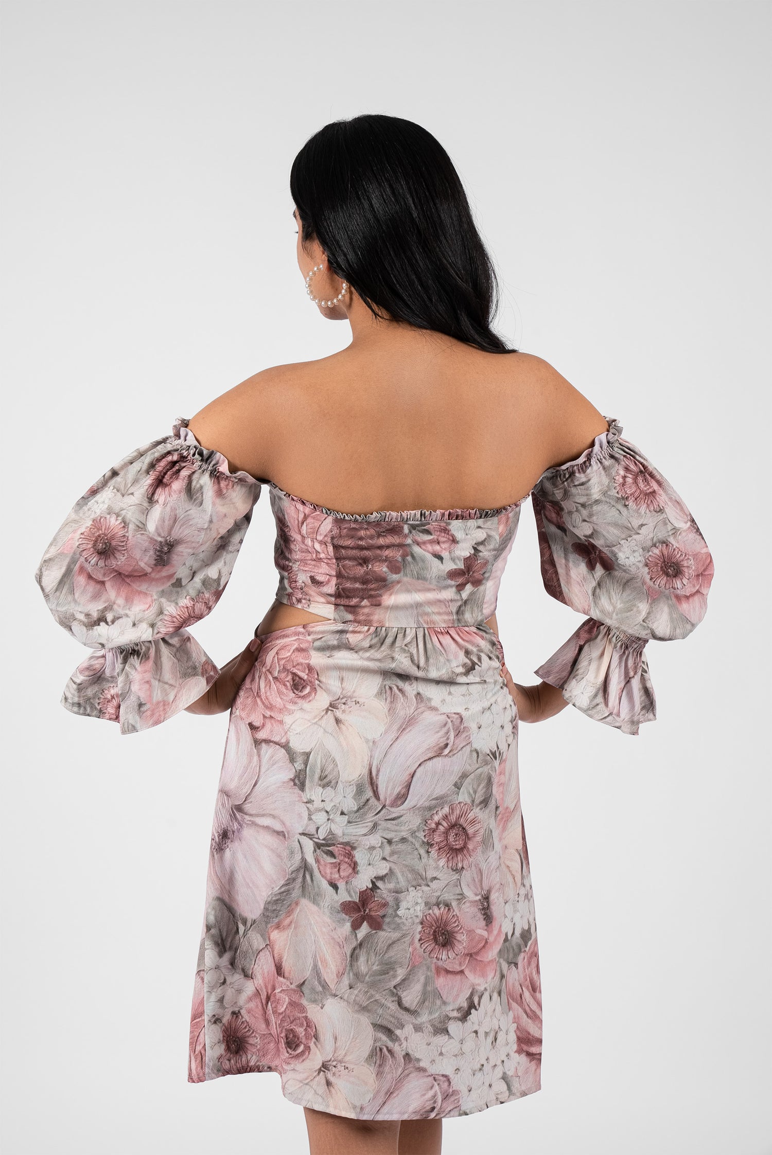 Summer-Ready Off-Shoulder Floral Dress