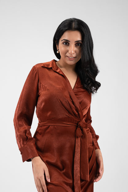 Chic Mini Dress with Cuffed Sleeves