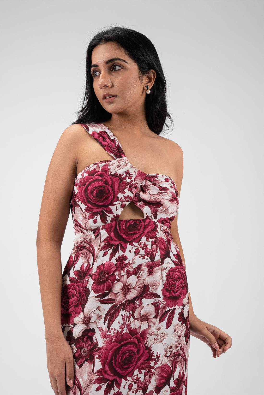 Alluring One-Shoulder Dress