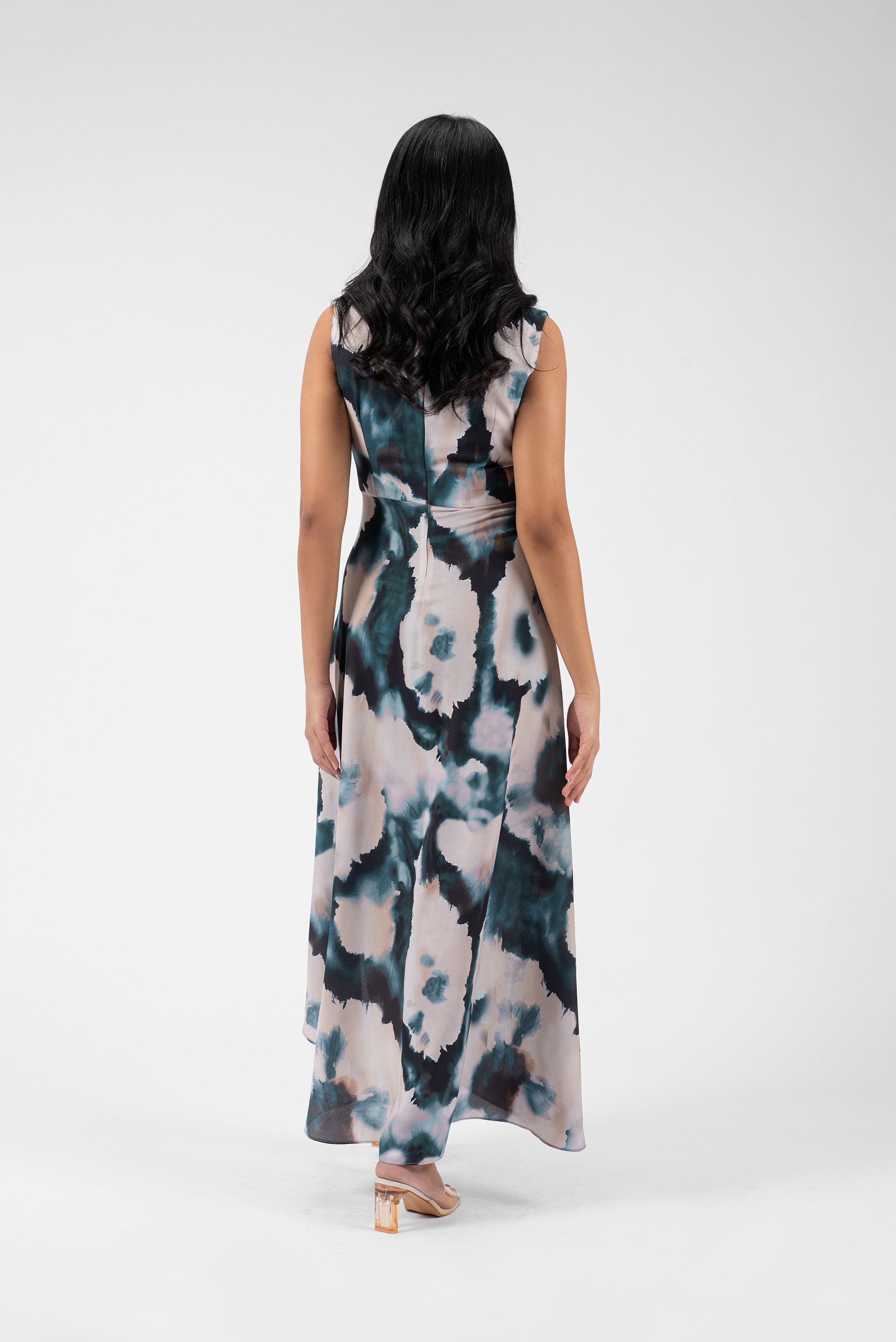 Casual Dress with Asymmetric Slit